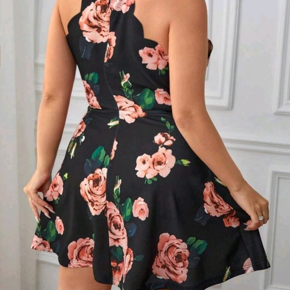 **SOLD**🩷3/$50 Plus Size Dress🩷 - Picture 2 of 2